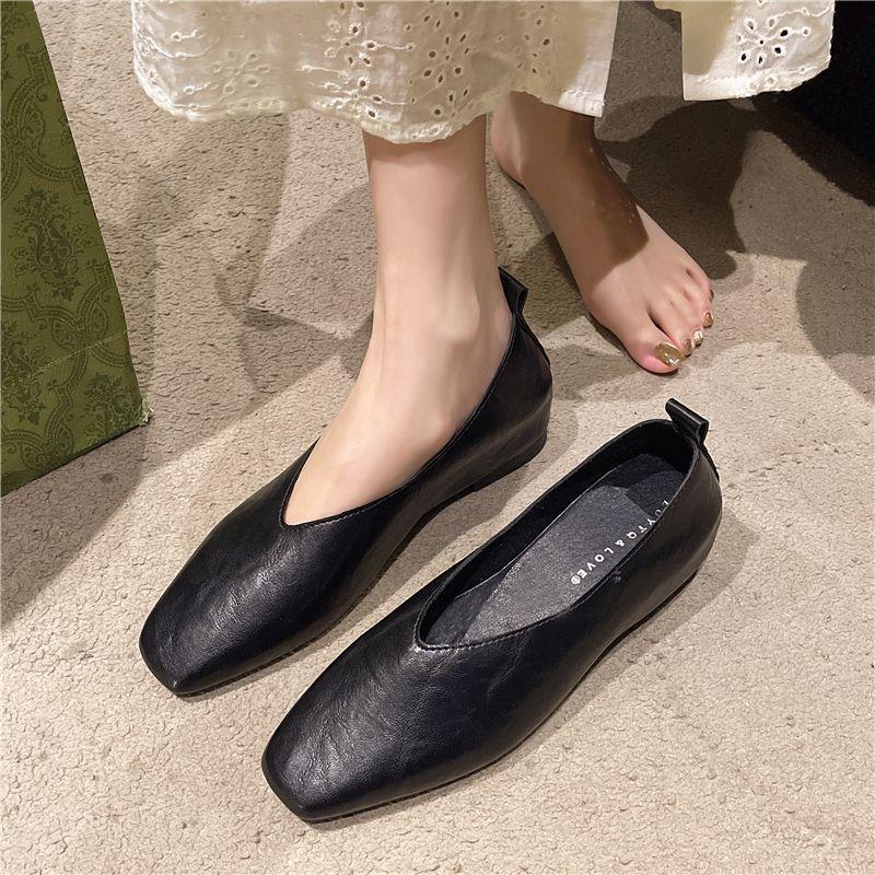 Women Fashion Store - Sepatu Fashion Wanita Loafers Kulit Asli